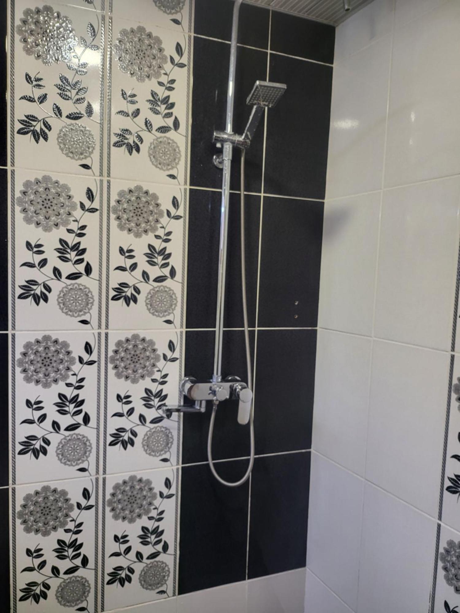 Guesthouse Sabina Tbilisi Bagian luar foto