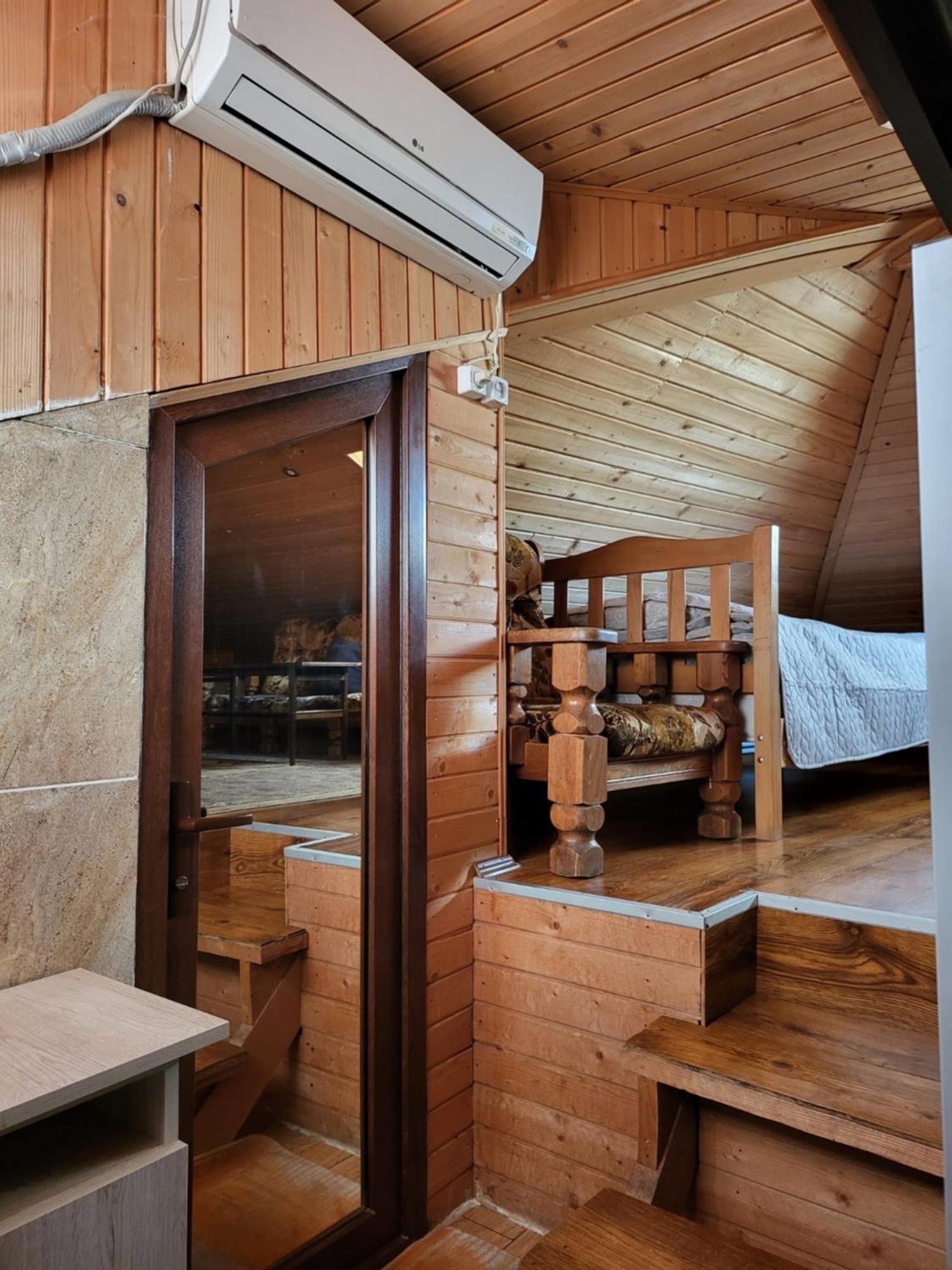 Guesthouse Sabina Tbilisi Bagian luar foto